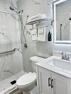 Sunshine Inn & Suites Venice, FL