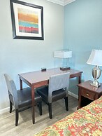 Sunshine Inn & Suites Venice, FL