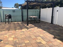 Sunshine Inn & Suites Venice, FL