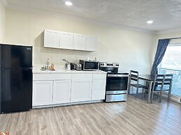 Sunshine Inn & Suites Venice, FL