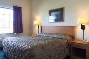 White Oak Inn & Suites