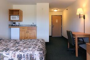 White Oak Inn & Suites
