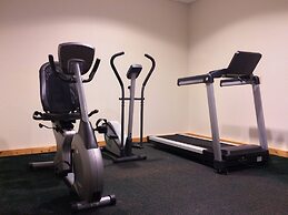 White Oak Inn & Suites