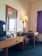 White Oak Inn & Suites