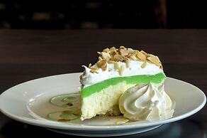 Sinbad's Hotel & Suites