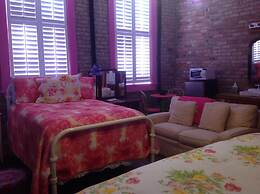 The Main Street Hotel