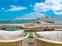 Palmarito Beach Hotel