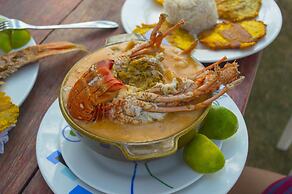 Palmarito Beach Hotel