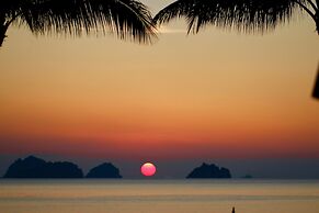 Sibaja Palms Sunset Beach Apartment