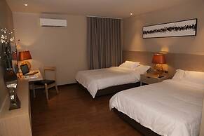 Subic Bay Travelers Hotel & Event Center
