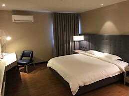 Subic Bay Travelers Hotel & Event Center