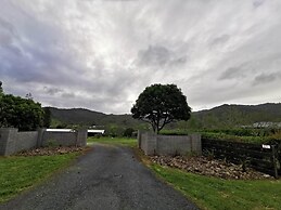 Hakarimata Lodge - Riverside Sanctuary