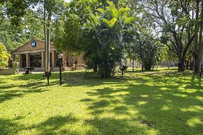 The N1 Hotel & Campsite Victoria Falls