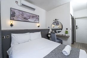 The N1 Hotel & Campsite Victoria Falls