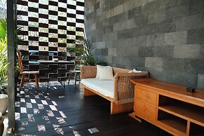 Bali True Living Apartment