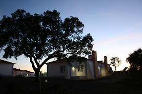 Monte do Giestal - Casas de Campo and Spa