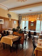 Hotel Les Arcades