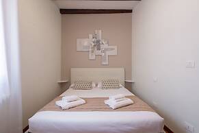 Design Palace Apartments