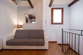 Design Palace Apartments