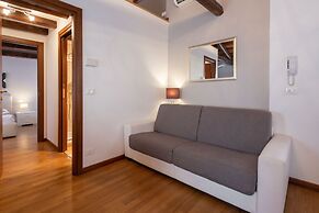 Design Palace Apartments