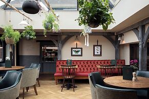 The Cromwell Arms