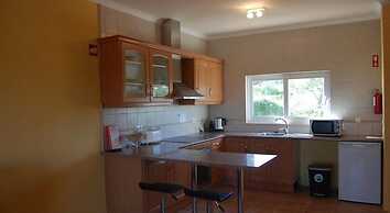 Inn Seventies Cheap & Chic