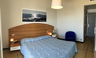Hotel Mediterraneo
