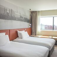 Pullman Liverpool