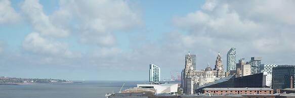 Pullman Liverpool