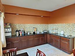 Westwood Inn by OYO Gonzales TX