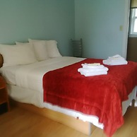 Riverside Park Motel and Campground