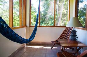 Mariposa Jungle Lodge