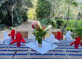 Mariposa Jungle Lodge