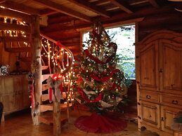 Handsome Dan's at Otter Point