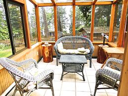 Handsome Dan's at Otter Point