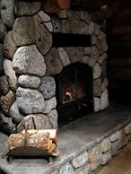 Handsome Dan's at Otter Point