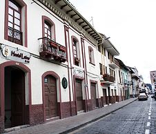 Hostal Latina