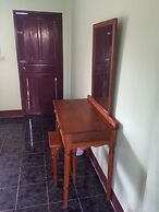 Baan Talay Guesthouse & Dormitory