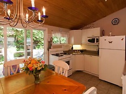 North Shore Cottages