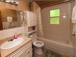 North Shore Cottages