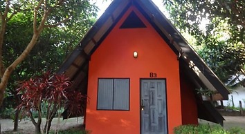 Cashewnut Tree Bungalows