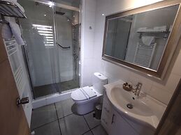 Apart Hotel Quillango