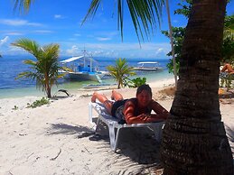 Thresher Cove Dive Resort