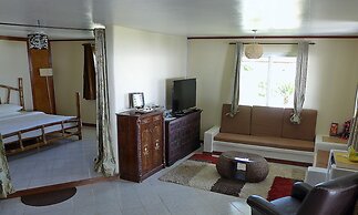 Thresher Cove Dive Resort