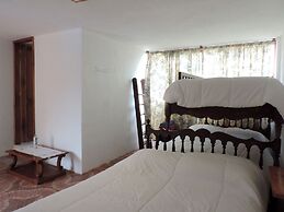 Hostal Colibrí Aeropuerto - Hostel