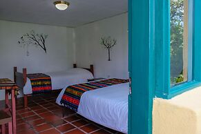 Hostal Colibrí Aeropuerto - Hostel
