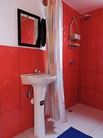 Hostal Colibrí Aeropuerto - Hostel