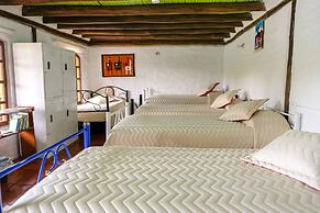 Hostal Colibrí Aeropuerto - Hostel