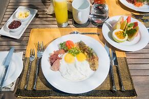 Sri Sharavi Beach Villas & Spa