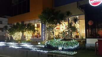 Emilia Hotel by Amazing